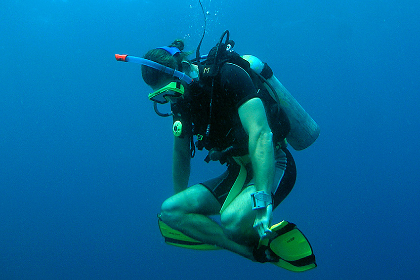 Peak-Performance-Buoyancy blue sea diving center